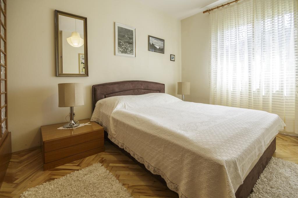 Apartments Popaj Komiža Εξωτερικό φωτογραφία