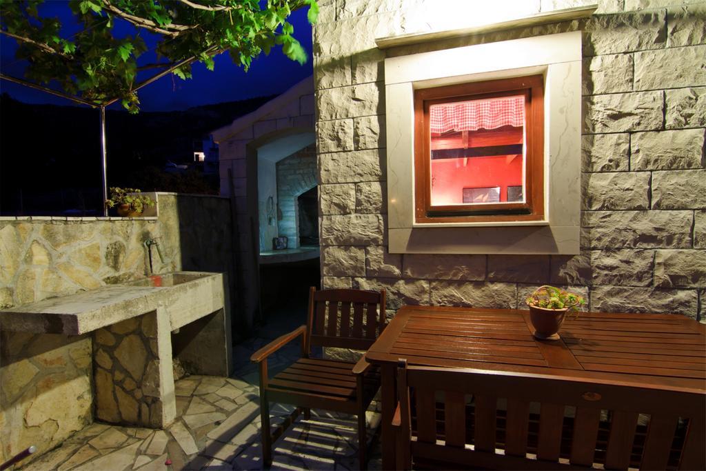 Apartments Popaj Komiža Εξωτερικό φωτογραφία