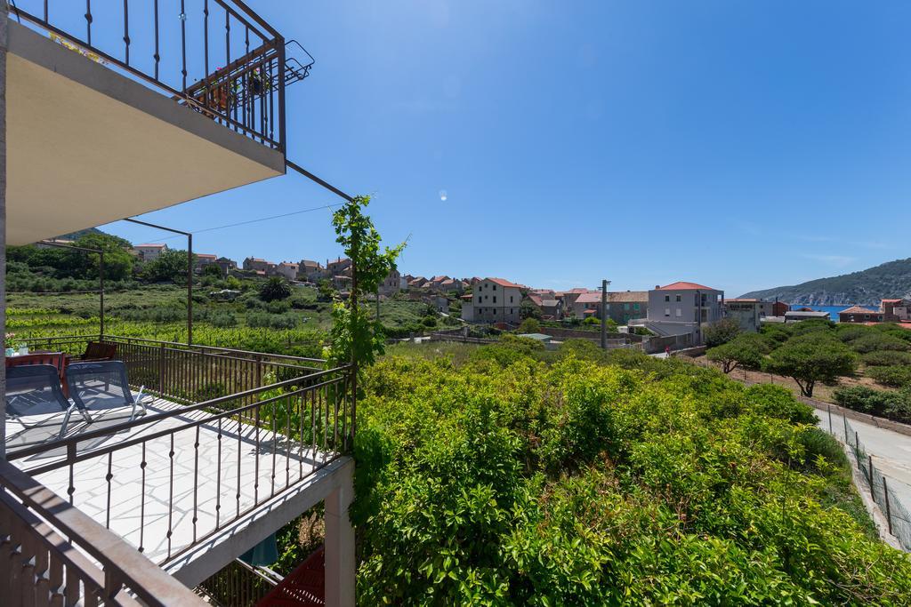 Apartments Popaj Komiža Εξωτερικό φωτογραφία